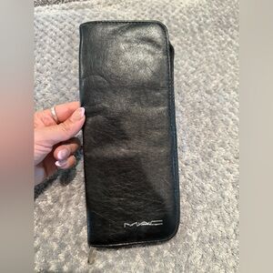 MAC Cosmetics make up brush holder